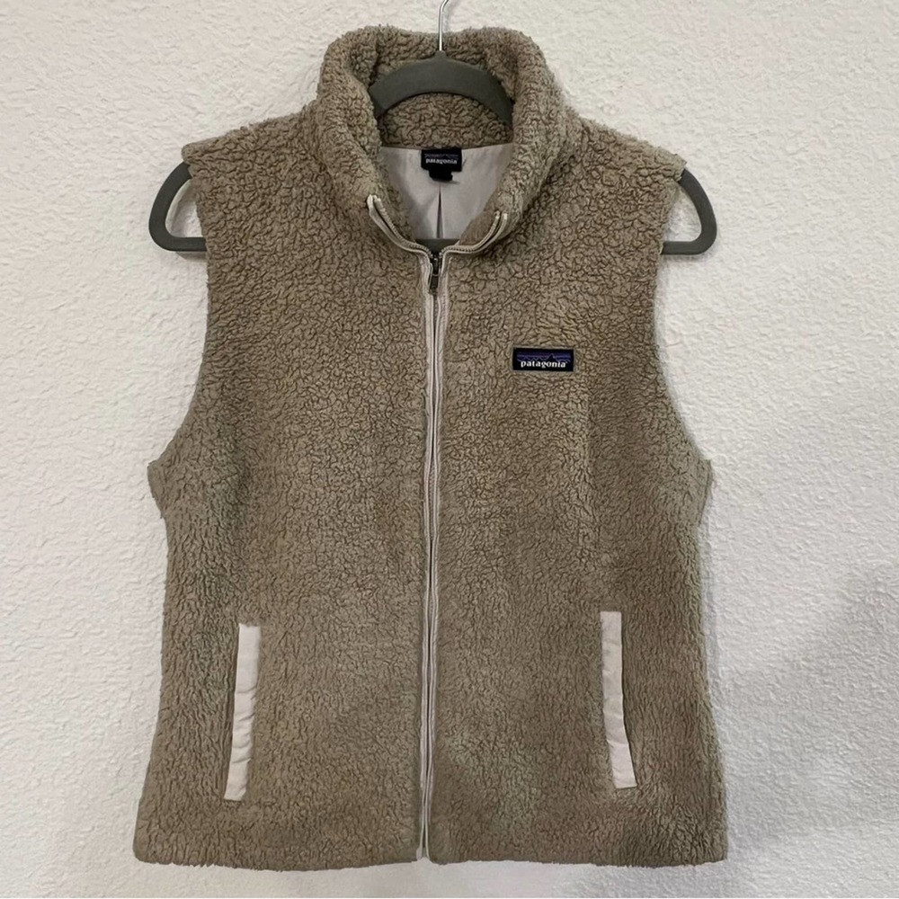 Patagonia Women’s Large Vintage Vest Fleece Sleeveless Sherpa Beige Color